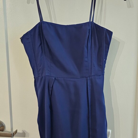 BCBGMAXAZRIA Runway Draped Navy Strapless Dress in size 0 - Picture 4 of 7